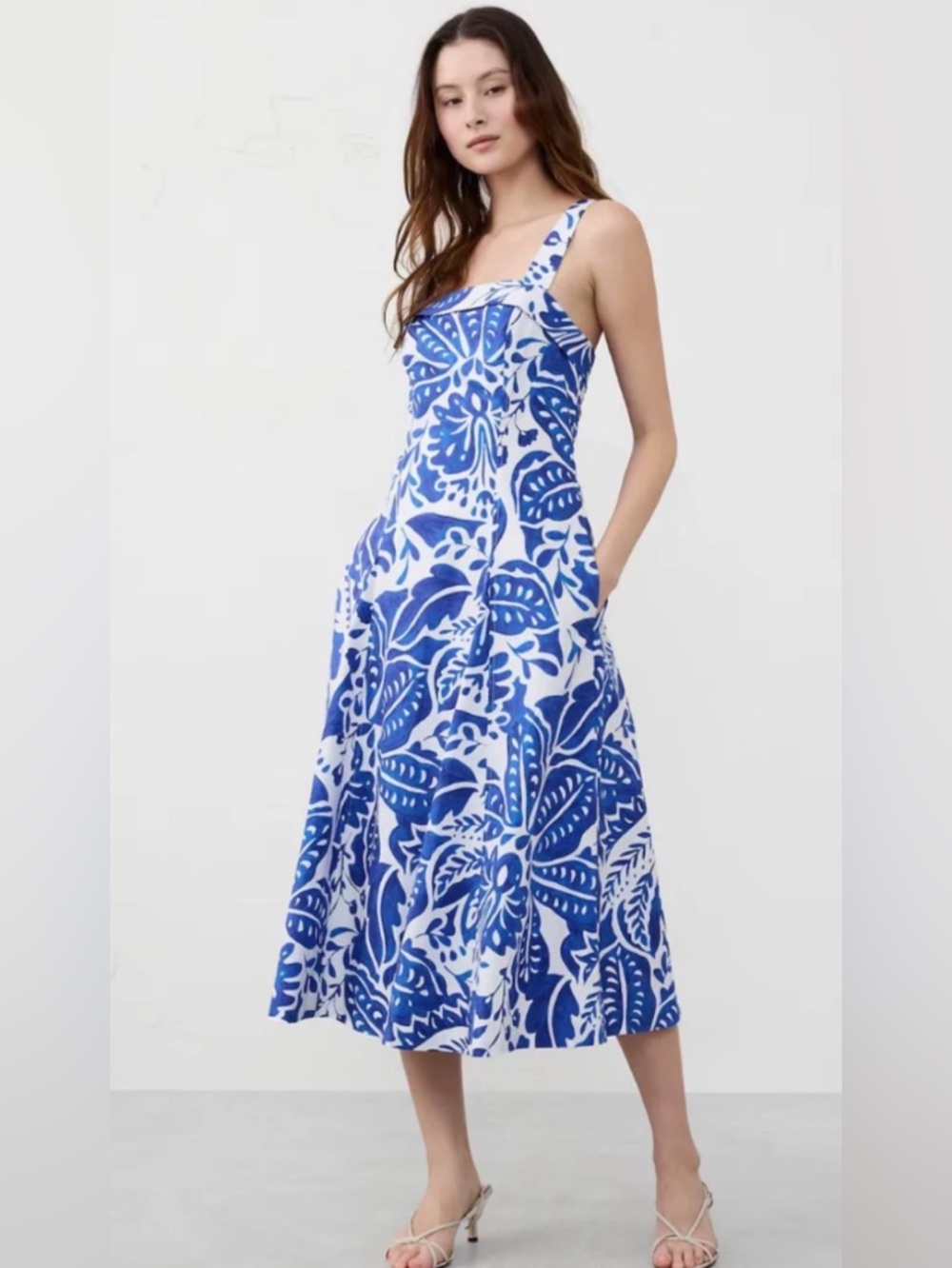 Banana Republic Blue and White Floral Midi Dress